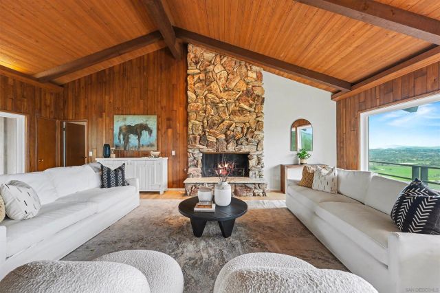 27608 Cobb Ln, Valley Center, CA 92082