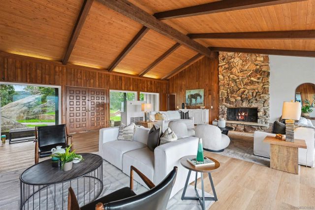 27608 Cobb Ln, Valley Center, CA 92082