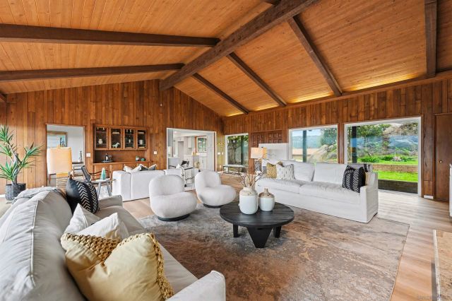 27608 Cobb Ln, Valley Center, CA 92082