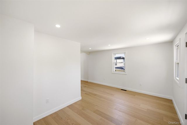 135 Whaley Street, Freeport, NY 11520