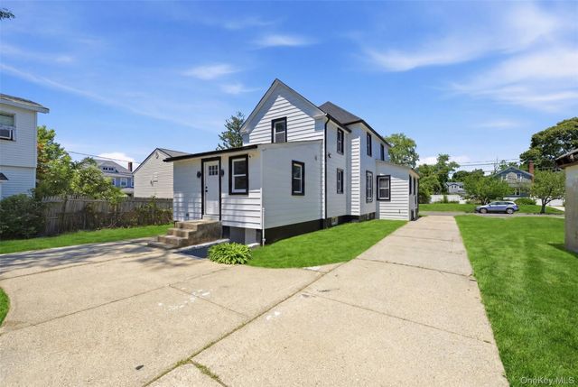 135 Whaley Street, Freeport, NY 11520