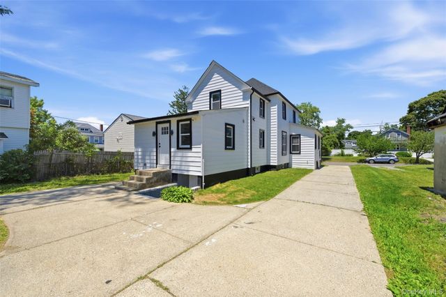 135 Whaley Street, Freeport, NY 11520