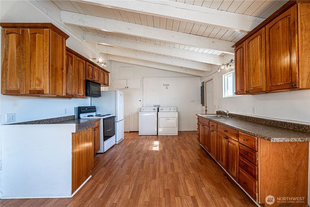 19694 US HWY 97A, Chelan, WA 98816