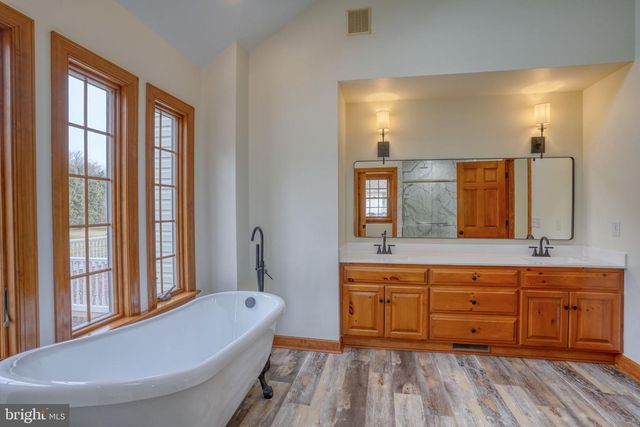 490 FLETCHER DR, Smyrna, DE 19977