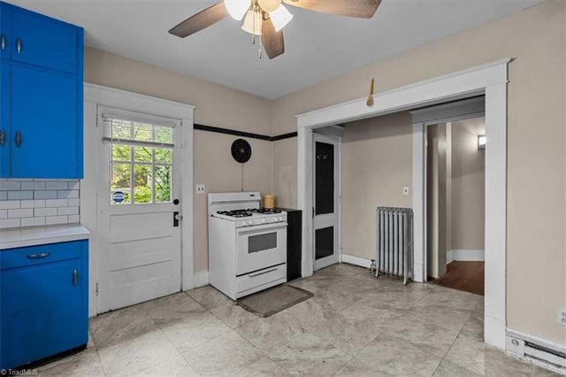 912 Spring Garden Street, Greensboro, NC 27407