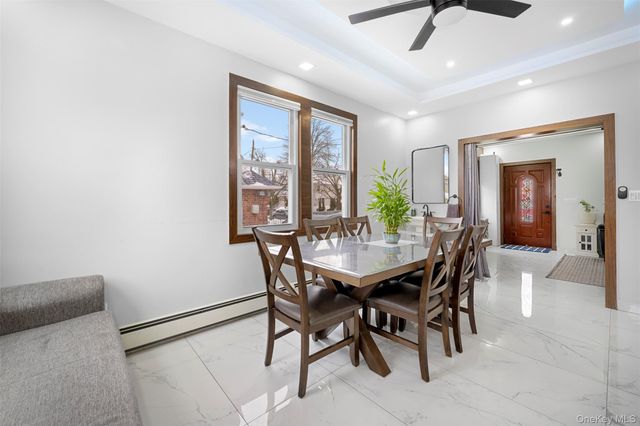 35 Barwick Street, Floral Park, NY 11001