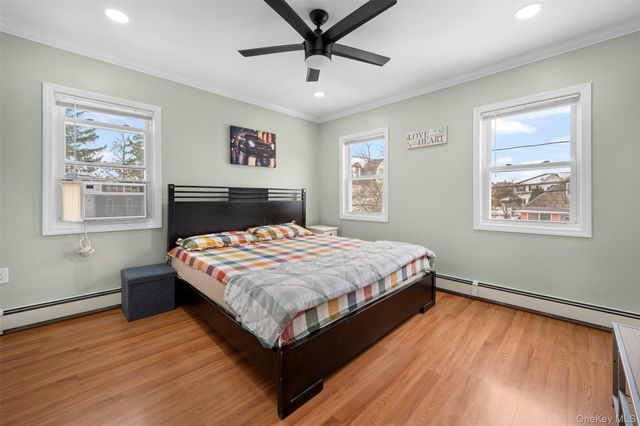 35 Barwick Street, Floral Park, NY 11001