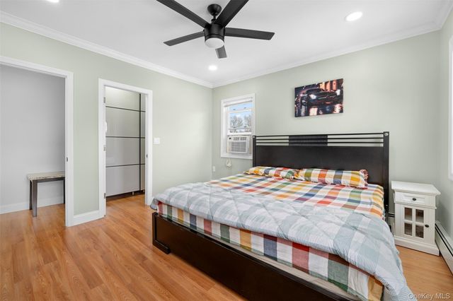 35 Barwick Street, Floral Park, NY 11001