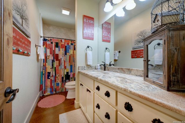 316 GO AWAY RD, Blanco, TX 78606