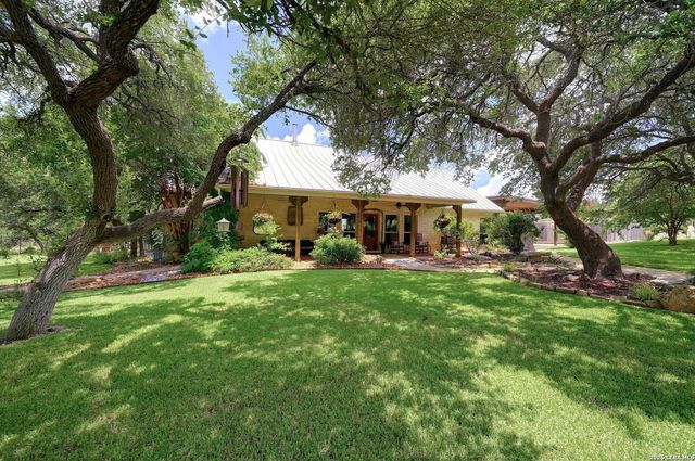 316 GO AWAY RD, Blanco, TX 78606