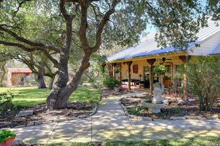 316 GO AWAY RD, Blanco, TX 78606