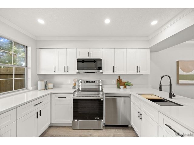 1982 Newland Ct, Lakewood, CO 80214