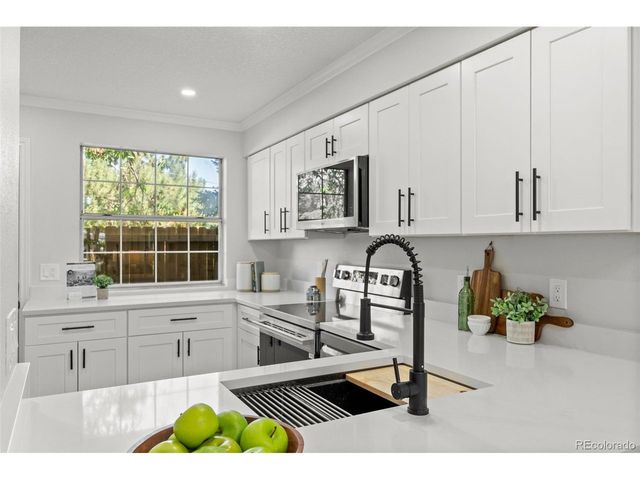 1982 Newland Ct, Lakewood, CO 80214