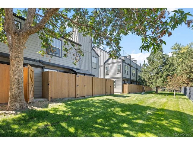 1982 Newland Ct, Lakewood, CO 80214