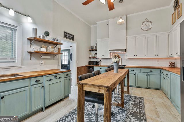 213 Johnson Street, Hogansville, GA 30230