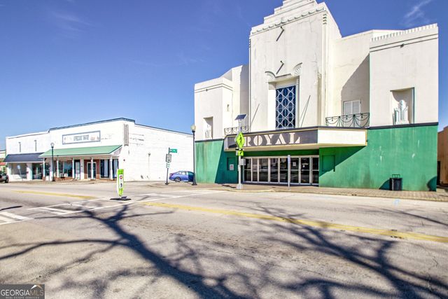 213 Johnson Street, Hogansville, GA 30230