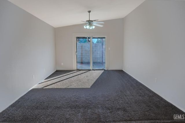 3817 Harris Road, Bakersfield, CA 93313