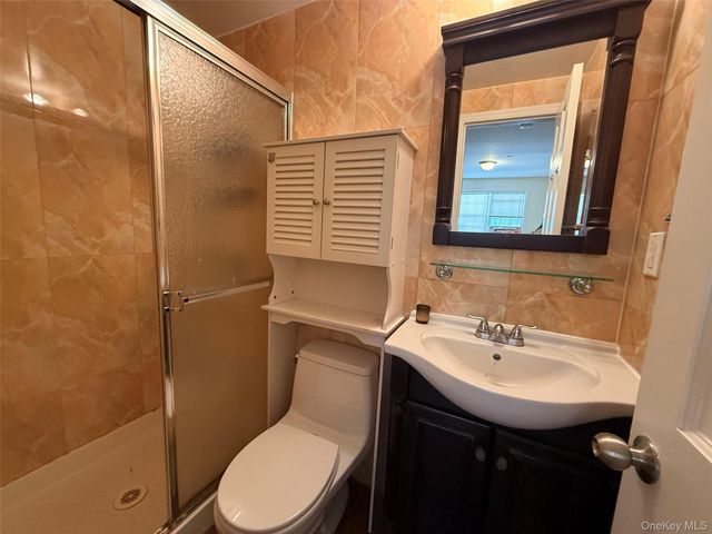 42-20 196th Street 1FL, Flushing, NY 11358