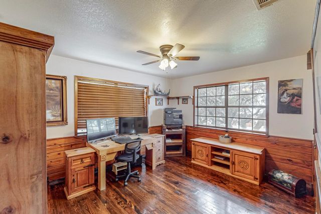 9657 County Road 1222, Rio Vista, TX 76093