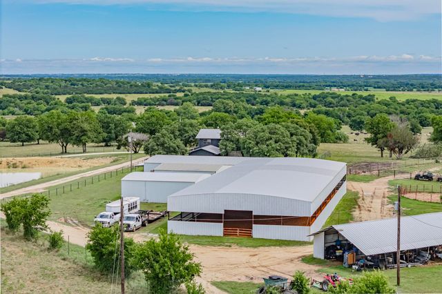 9657 County Road 1222, Rio Vista, TX 76093