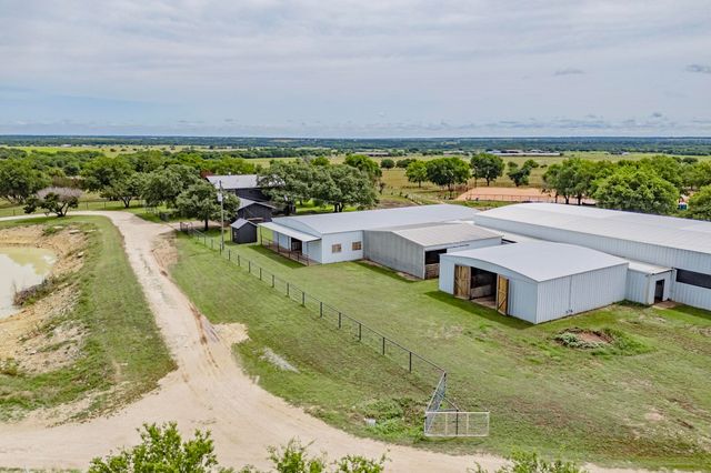 9657 County Road 1222, Rio Vista, TX 76093