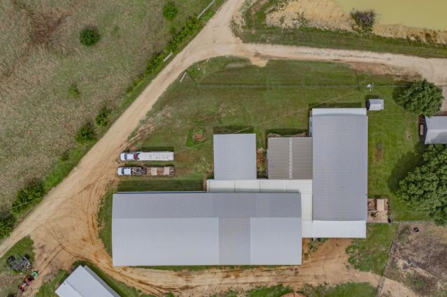 9657 County Road 1222, Rio Vista, TX 76093