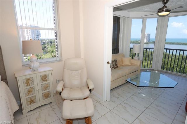 5550 Heron Point DR 902, Naples, FL 34108