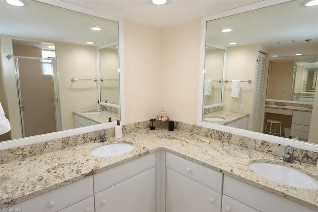 5550 Heron Point DR 902, Naples, FL 34108