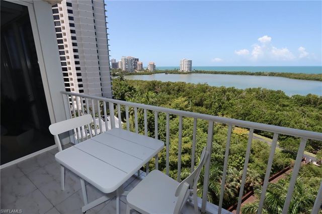 5550 Heron Point DR 902, Naples, FL 34108