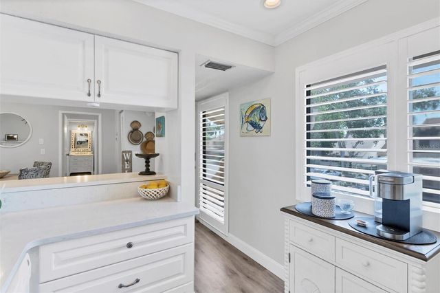 667 BIRD BAY CIRCLE 96, Venice, FL 34285