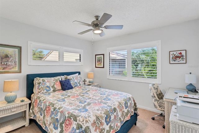 667 BIRD BAY CIRCLE 96, Venice, FL 34285