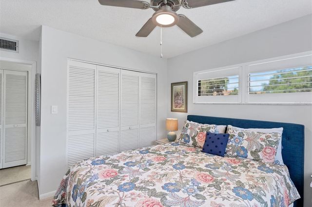 667 BIRD BAY CIRCLE 96, Venice, FL 34285