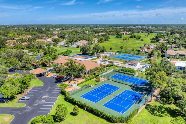 667 BIRD BAY CIRCLE 96, Venice, FL 34285