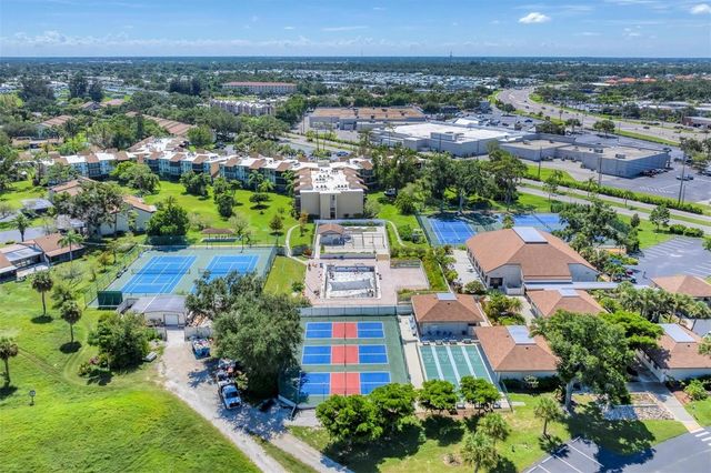 667 BIRD BAY CIRCLE 96, Venice, FL 34285