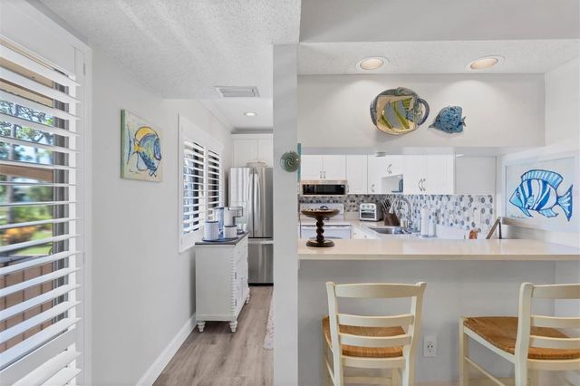 667 BIRD BAY CIRCLE 96, Venice, FL 34285