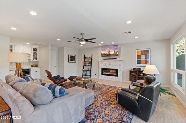 7435 E CORRINE Road, Scottsdale, AZ 85260