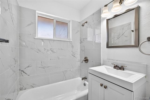 13080 E 13th Place, Aurora, CO 80011