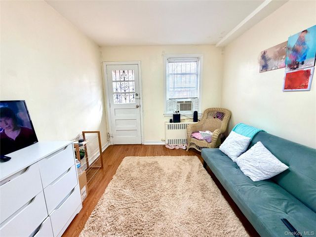 6143 157th Street, Flushing, NY 11367