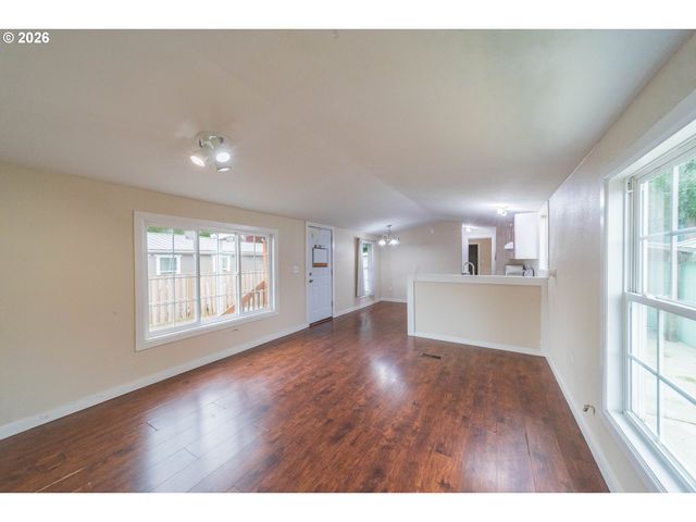 5900 Ne 131ST Ave, Vancouver, WA 98682