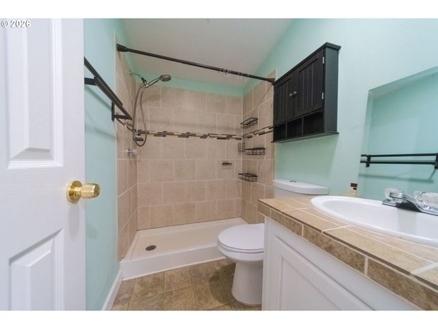 5900 Ne 131ST Ave, Vancouver, WA 98682