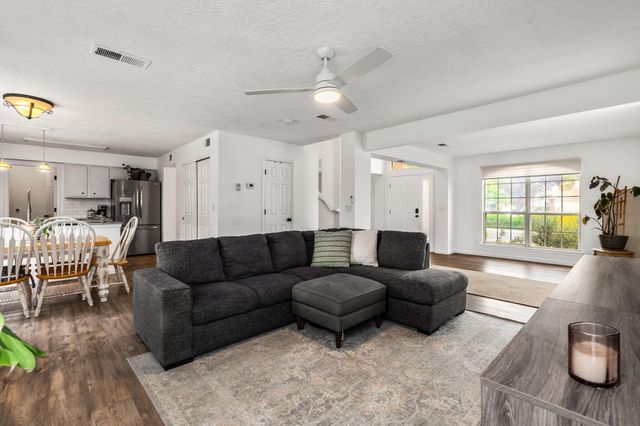 7115 Westford Place NW, Albuquerque, NM 87114