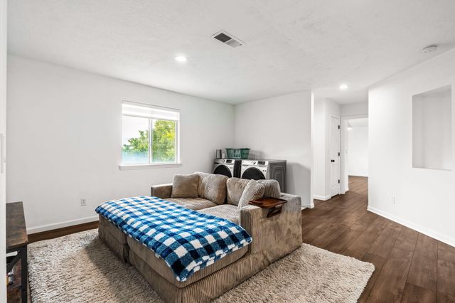 7115 Westford Place NW, Albuquerque, NM 87114