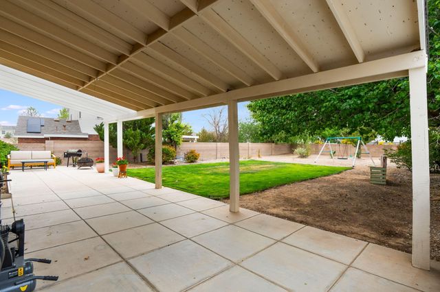 7115 Westford Place NW, Albuquerque, NM 87114