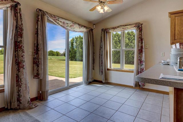 8388 MOESER LANE, Larsen, WI 54947