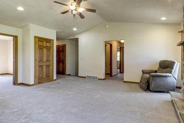 8388 MOESER LANE, Larsen, WI 54947