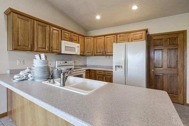 8388 MOESER LANE, Larsen, WI 54947