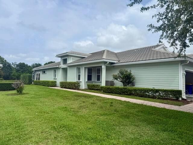 4645 SE Bridgetown Court, Stuart, FL 34997
