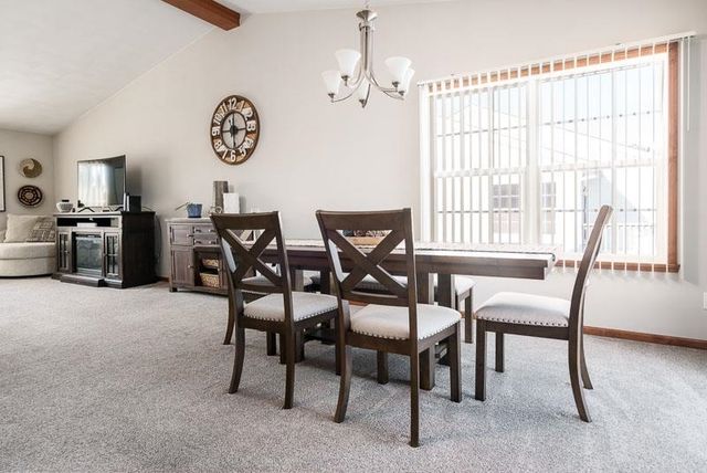 10138 MONARCH Boulevard 4, Roscoe, IL 61073