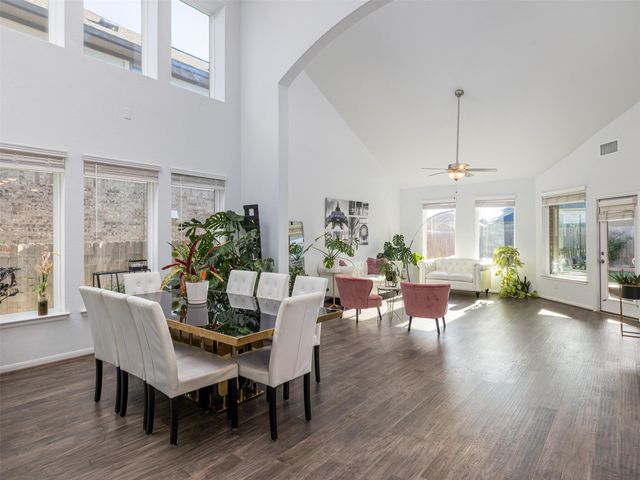 309 Sonbria PASS, Liberty Hill, TX 78642