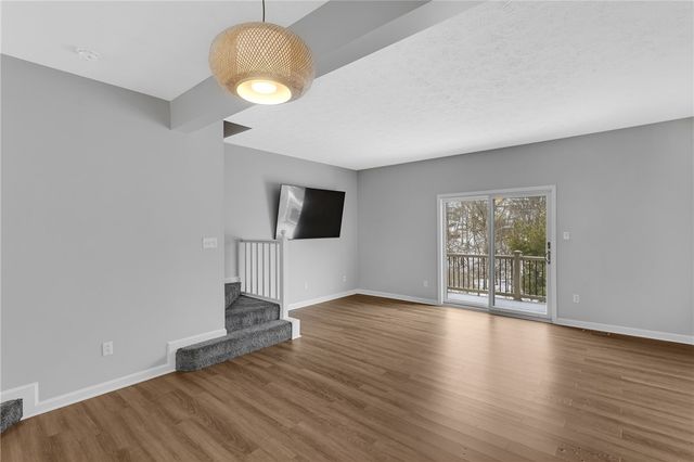 177 Old Village Lane, Bethel Park, PA 15102